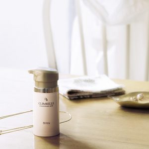 端正な肌、それさえあれば着飾る必要なんてない